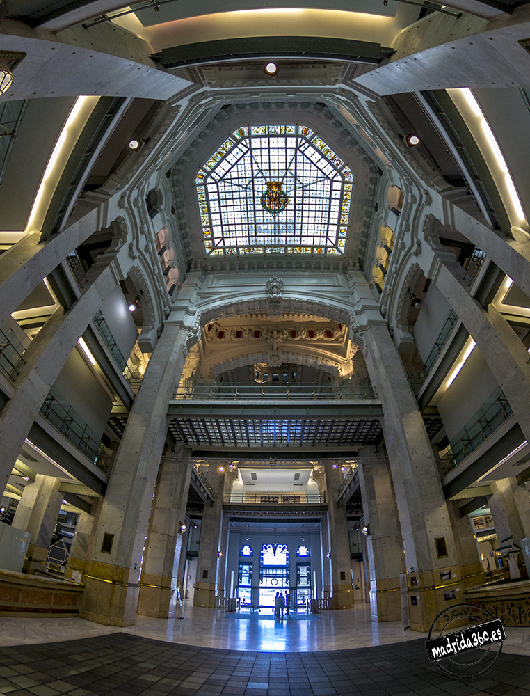 Palacio De Comunicaciones Madrid A 360º